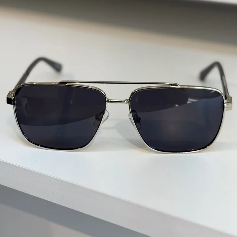Óculos de sol estilo caravan em metal azul-marinho